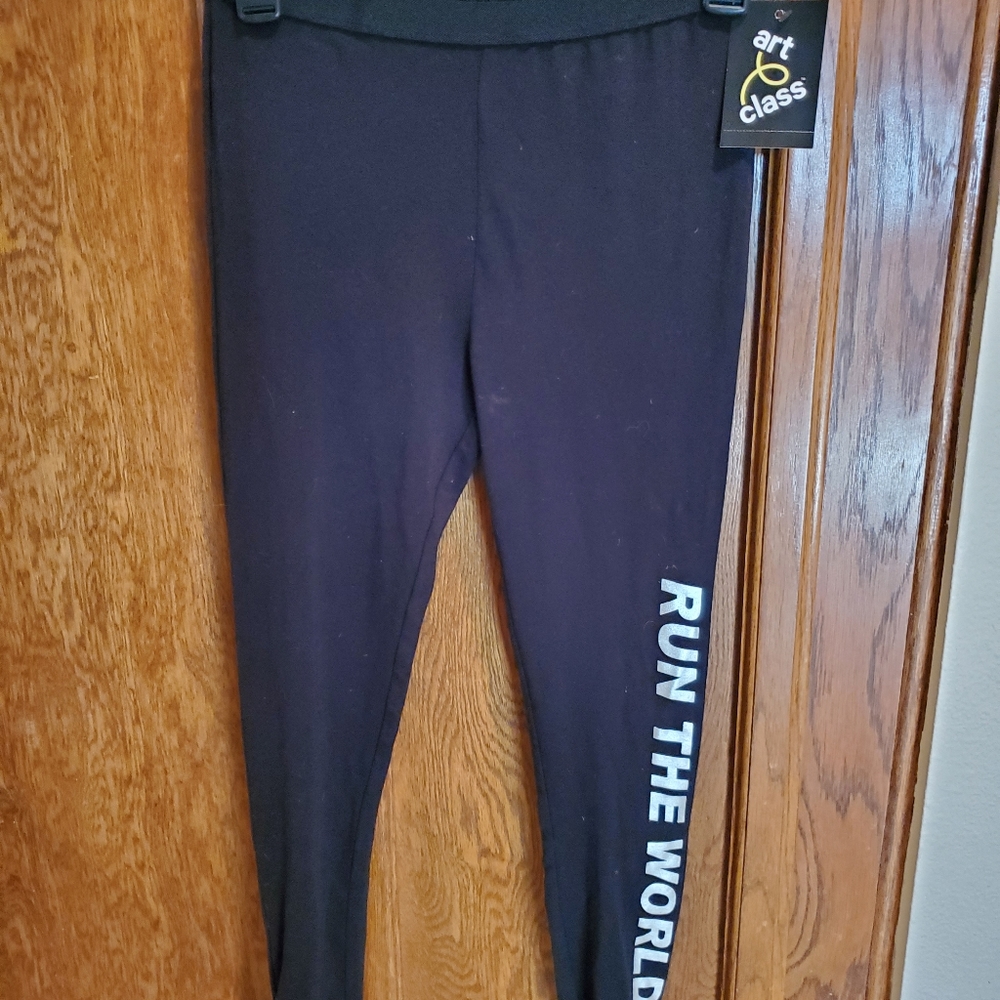Kids Leggings by art class size L=10-12